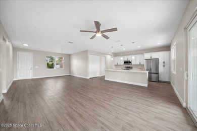 Experience effortless Florida living in this brand-new, move-in - photo 11