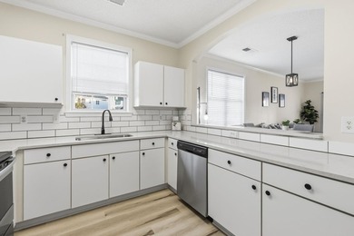 ***OPEN HOUSE Saturday May 23rd 12-2pm*** Welcome to Wedgewood - photo 14