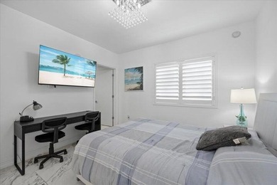Beautifully 3BR/3.5BA Intracoastal condo with breathtaking water - photo 15