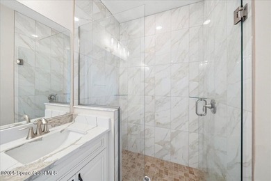 Experience effortless Florida living in this brand-new, move-in - photo 20