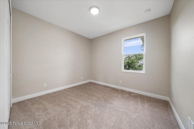 Experience effortless Florida living in this brand-new, move-in - photo 25