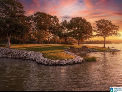 Welcome home to this stunning lakefront retreat! Situated on 4 - photo 4
