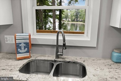 Experience Lake of the Woods main lake waterfront living with - photo 12