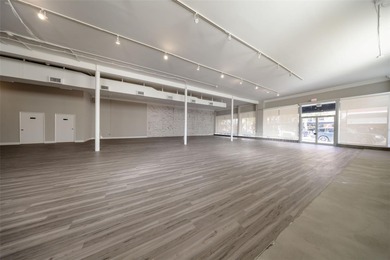 PRICED BELOW APPRAISAL! Don't miss this rare opportunity to own - photo 14