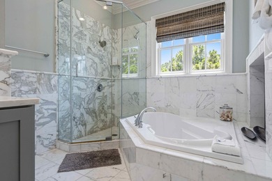 Wake up to breathtaking bay views and end your evenings with - photo 18