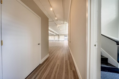 PRICED BELOW APPRAISAL! Don't miss this rare opportunity to own - photo 20