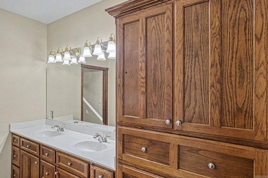 LOCATION, LOCATION, LOCATION! Custom single-level home in the - photo 21