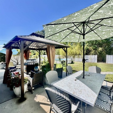 Rare Gem!!!!! This stunning, well-maintained corner home is - photo 21
