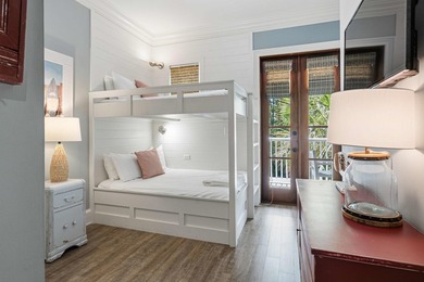 Wake up to breathtaking bay views and end your evenings with - photo 25
