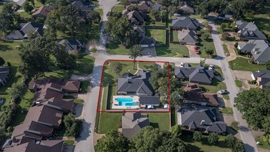 Amazing updated home in Emerald Bay lakefront golf course - photo 25