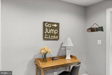 Experience Lake of the Woods main lake waterfront living with - photo 29