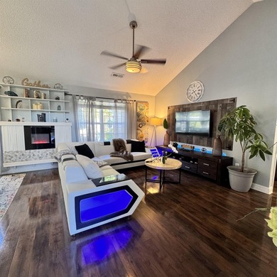 Rare Gem!!!!! This stunning, well-maintained corner home is - photo 31