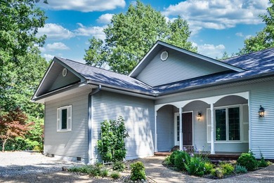 LOCATION, LOCATION, LOCATION! Custom single-level home in the - photo 36