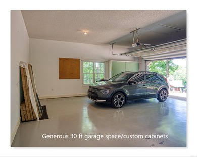 LOCATION, LOCATION, LOCATION! Custom single-level home in the - photo 39