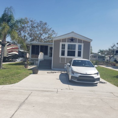 (private lake, pond, creek) Home For Sale in Naples Florida