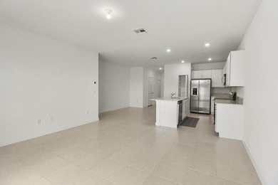 2 story newly built CBS 3-2 - 1 1/2 bath one car garage with new - photo 6