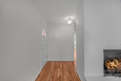 Welcome to this beautifully maintained 4-bedroom, 3-bath - photo 11