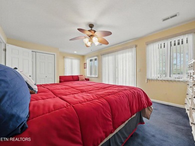 One of the best breathtaking views on Norris Lake. This condo is - photo 22