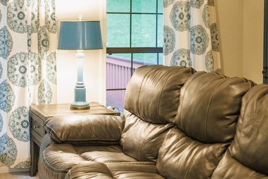 Welcome to 1562 Edgefield Court, a beautifully maintained - photo 24