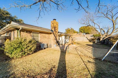 A well maintained 3 bedroom, 2 bath home located in the coveted - photo 30