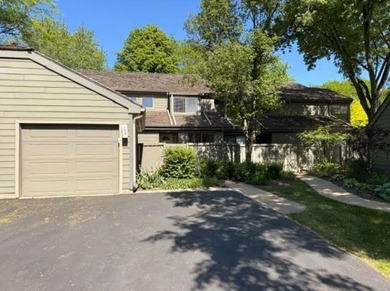 Take ADVANTAGE of the OPPORTUNITY to own a townhome in the - photo 1