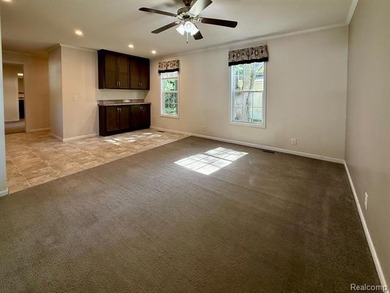 Move-in ready 3-bedroom, 2-bath manufactured home built in 2019 - photo 9