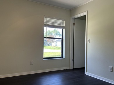 Discover this solid 2-bedroom, 2-bath CBS home with a 1-car - photo 11