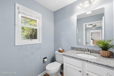 Don't miss out on this MOVE-IN ready, freshly painted, brick - photo 22