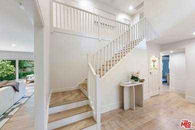 Nestled on a rare private flat lot along Sicomoro Drive in the - photo 37