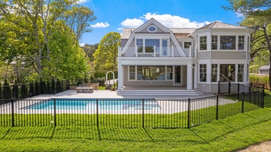 Mayflower Point, Orleans. This extraordinary waterfront estate - photo 12
