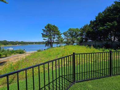 Mayflower Point, Orleans. This extraordinary waterfront estate - photo 15