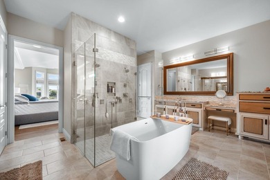 Luxury living with every detail in place! This stunning - photo 19