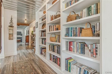 Must Be Seen to Be Believed! Some properties simply can't be - photo 25
