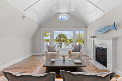 Mayflower Point, Orleans. This extraordinary waterfront estate - photo 59