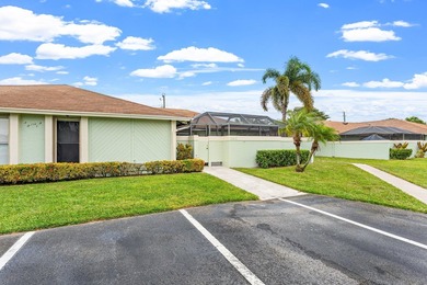 Opportunity Knocks!!! This move-in-ready 2BR/2BA single-story - photo 2