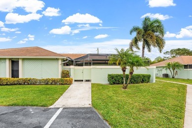 Opportunity Knocks!!! This move-in-ready 2BR/2BA single-story - photo 4