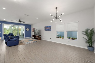 Make sure to check out the Virtual Tour for a 3D Model w/ - photo 12