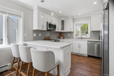 Welcome to this beautifully updated sprawling ranch in the - photo 15