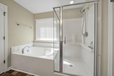 *** PRICED ADJUSTED To BELOW APPRAISAL*** Charming 3-Bedroom - photo 24