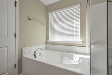 *** PRICED ADJUSTED To BELOW APPRAISAL*** Charming 3-Bedroom - photo 25