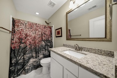 *** PRICED ADJUSTED To BELOW APPRAISAL*** Charming 3-Bedroom - photo 33