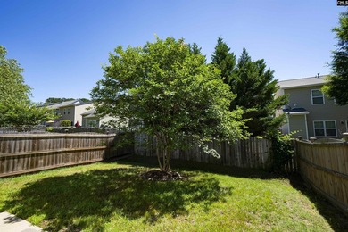 *** PRICED ADJUSTED To BELOW APPRAISAL*** Charming 3-Bedroom - photo 37