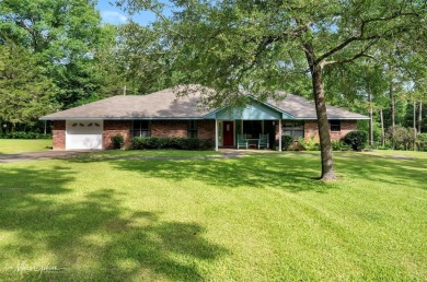 (private lake, pond, creek) Home For Sale in Frierson Louisiana