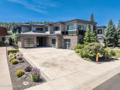 Lake Home For Sale in Coeur d Alene, Idaho
