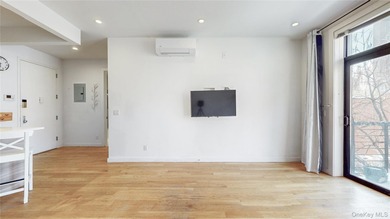 Welcome to unit 3B at 244 Franklin Avenue, set in one of