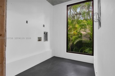 Tucked in Miami's closest suburban neighborhood to Brickell - photo 25