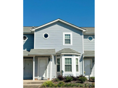 Lake Condo Sale Pending in Belmont, North Carolina