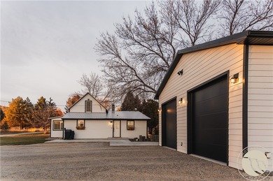 Lake Home For Sale in Joliet, Montana