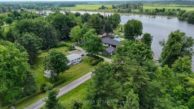 Lake Home For Sale in Greely - Metcalfe - Osgoode - Vernon And Area,
