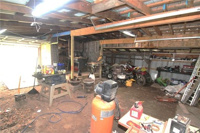 Victorian Canalfront Potential: 12621 Presbyterian Road Nestled - photo 12